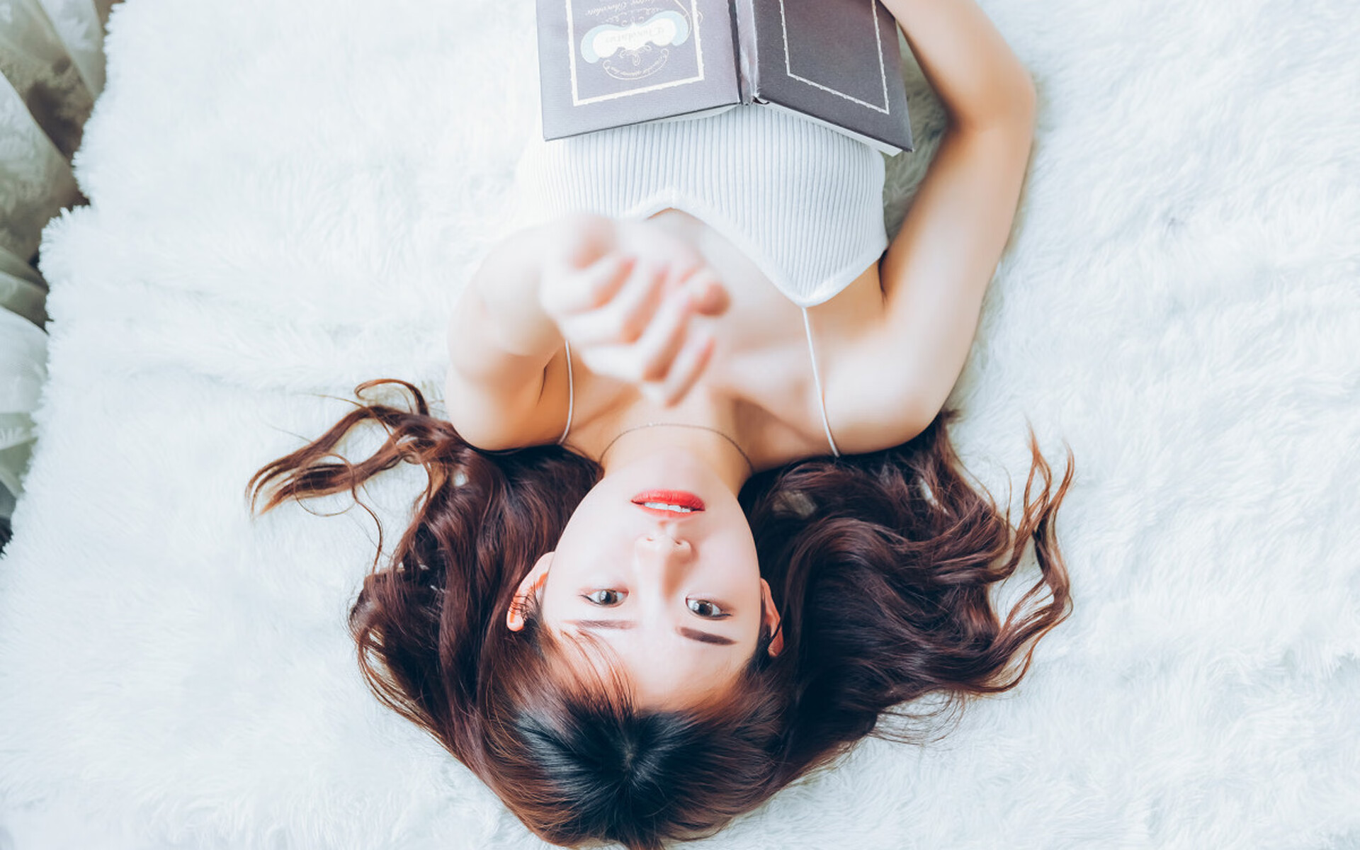 姆巴佩爆发，足球场上的德国封锁阿尔及利亚突破战