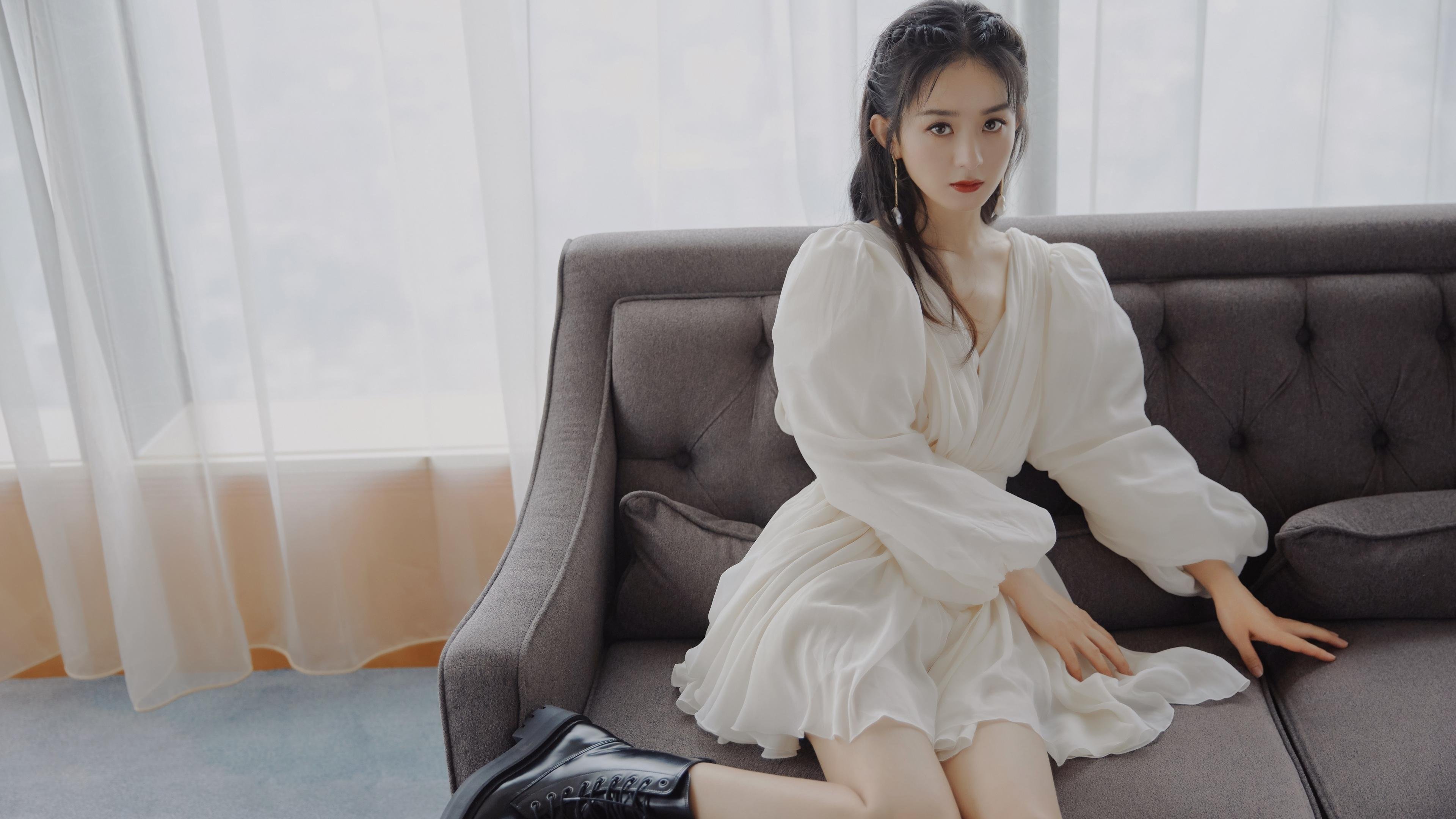 波斯铁壁下的艺术操盘，奥亚尔萨瓦尔如何以个人意志重写伊波之战剧本